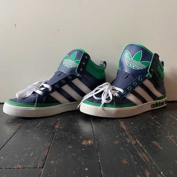 ADIDAS (80s Brooklyn Style Vintage) - Picture 8 of 9